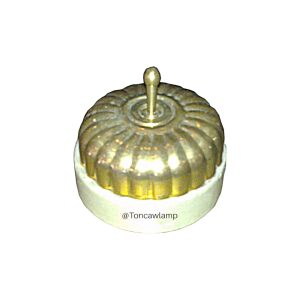 EM 030 สวิตซ์มะเฟืองทองเหลือง