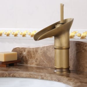 TSB 142 ก๊อกผสมปากไวน์ ตัวสั้น